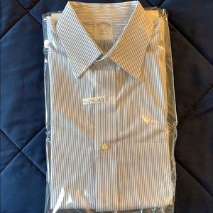 Brooks Brothers Regent shirt 15 1/2 neck, 32/33 sl